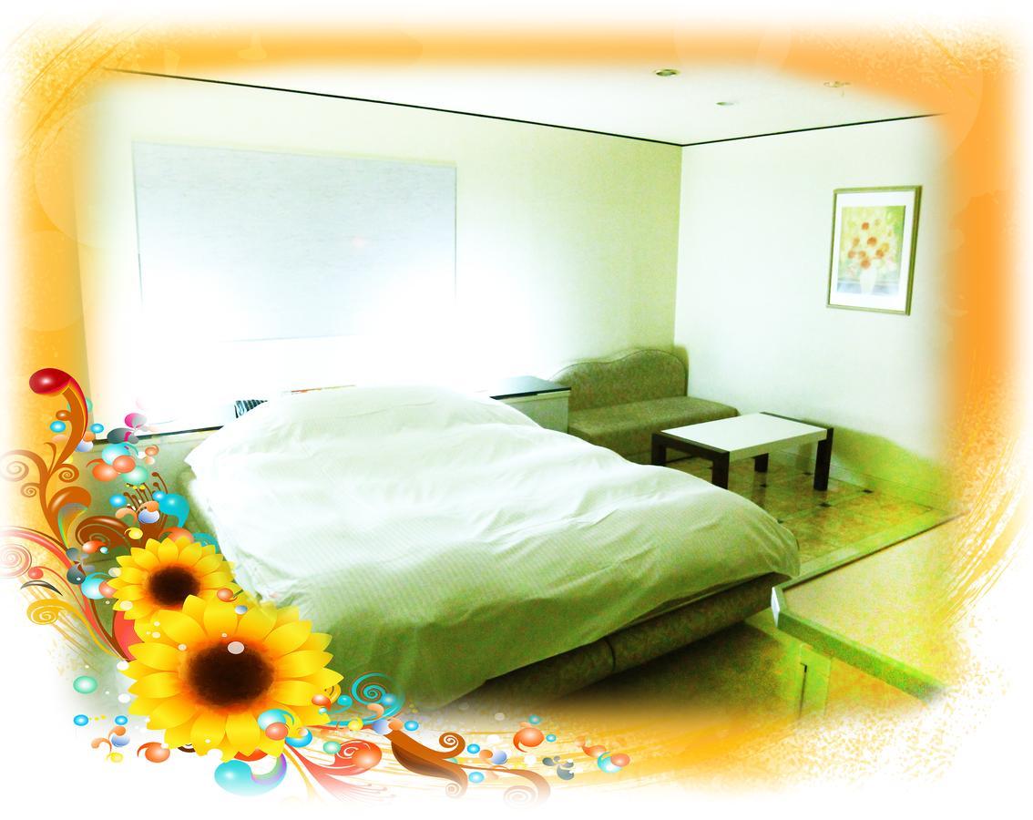 Kyoto Hotel Crown (Adults Only) Quioto Exterior foto